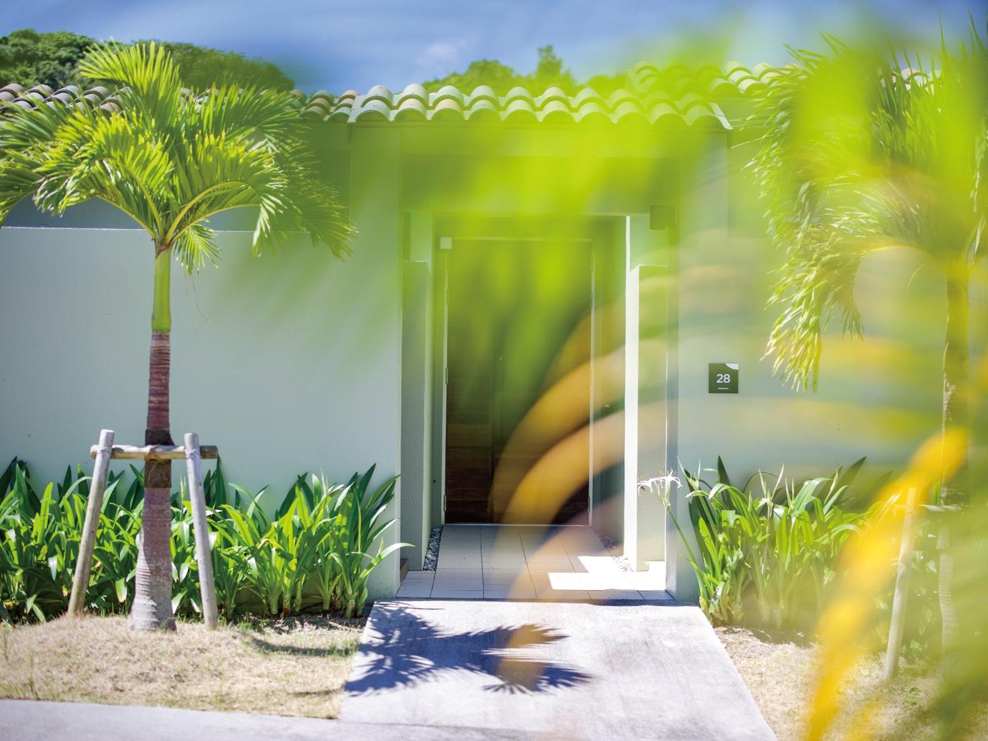 Homm Stay Yumiha Okinawa By Banyan Tree Group Onna Room photo